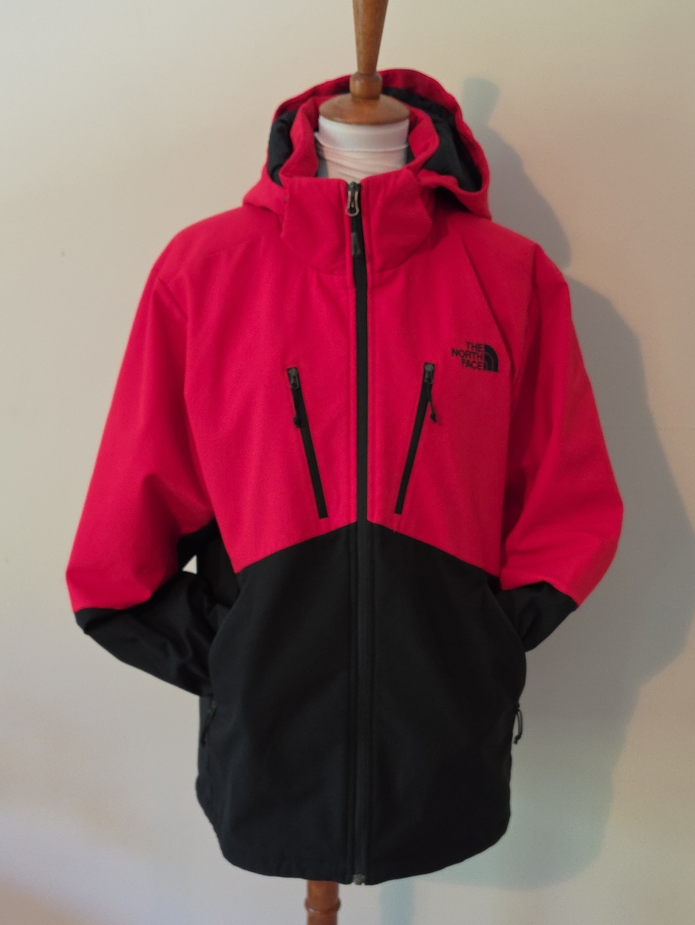 The North Face Red and Black Hooded Fall Winter  Jacket Full Zip